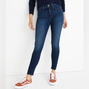 Madewell 10" High-Rise Roadtripper Jeans in Belreeve Wash: Ankle-Zip Edition